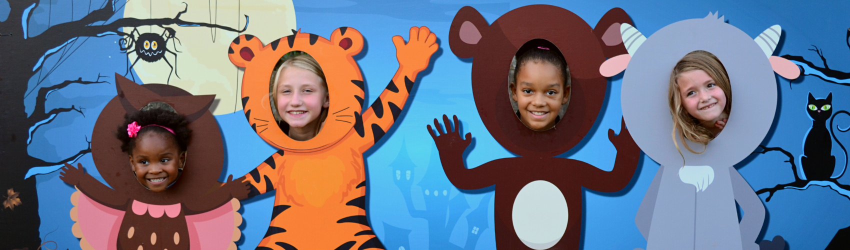 Kids at Boo at the Zoo