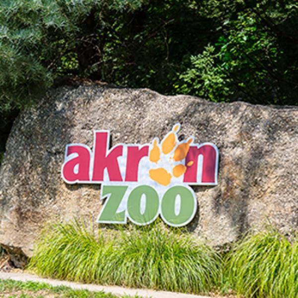 Akron Zoo sign